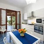 Cala Bucerno * Кастеллуццо