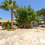 Cala Bucerno Дом отдыха *