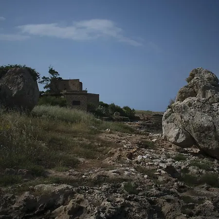 Cala Bucerno Castelluzzo