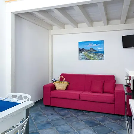Cala Bucerno Feriehus Castelluzzo